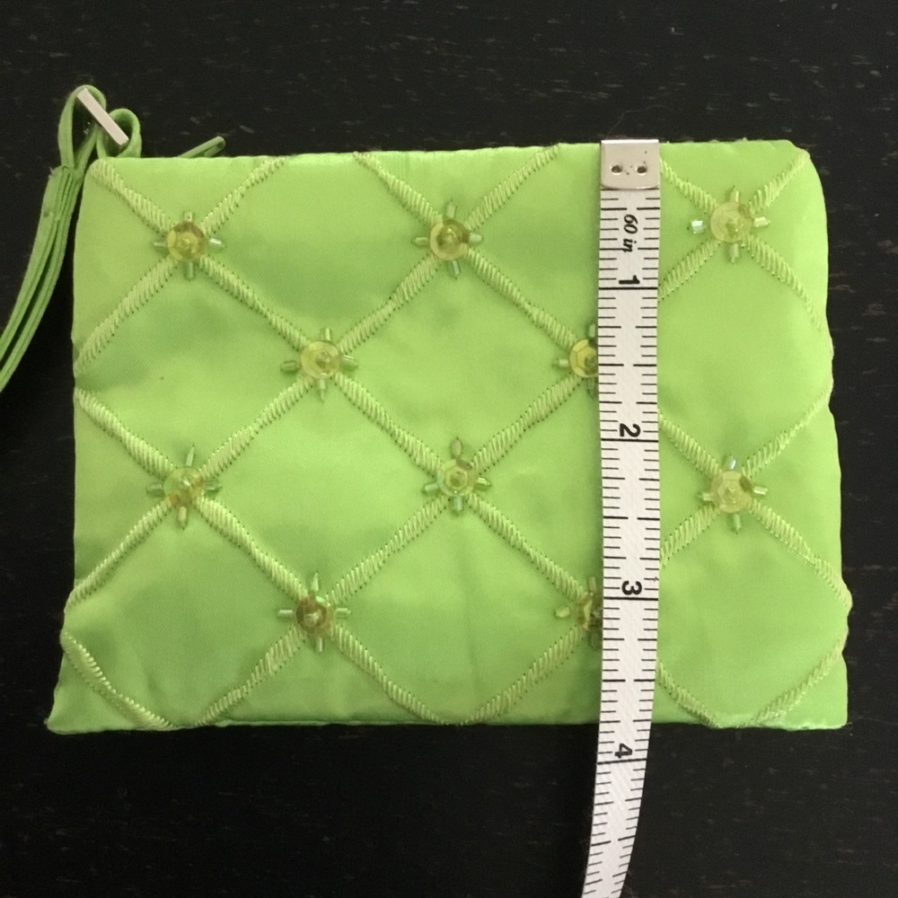 NWOT Bundle of 4 Crossbody/wristlet bags - Picture 4 of 5